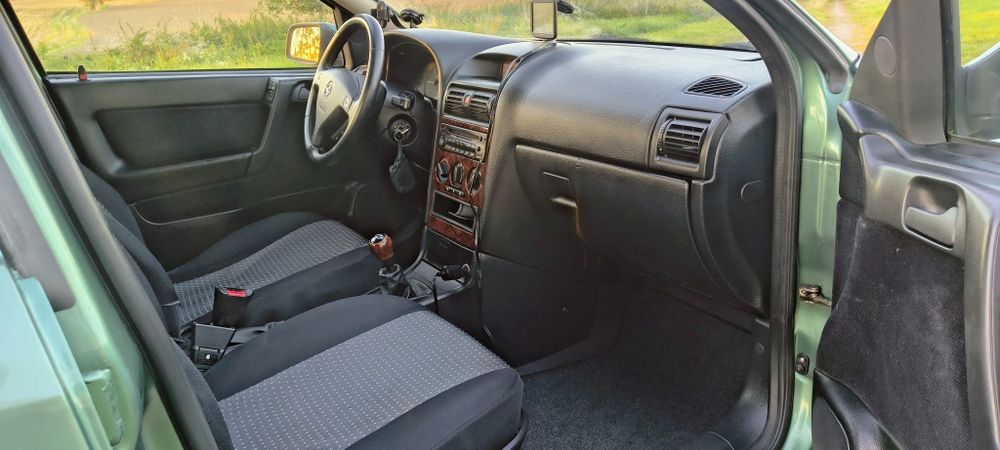 Opel Astra g sedan