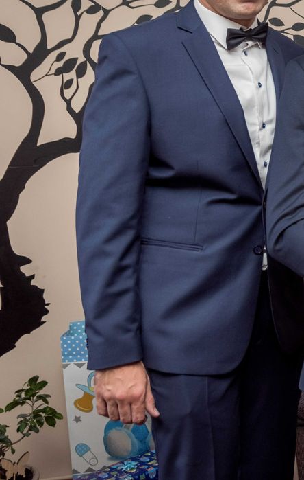 Sprzedam garnitur męski Giacomo Conti 188/116/102