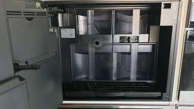 Ekspres do zabudowy MIELE CVA 6800 Auto Cappuccino oraz Latte