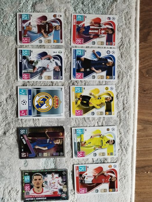 Karty Piłkarskie Match Attax 2021/2022 pakiety.