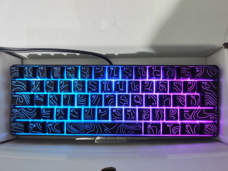 Нова клавіатура з підсвіткою