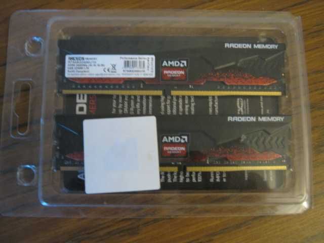 Память DDR AMD DDR4 8Gb 2400MHz Radeon R7 (2x4GB)