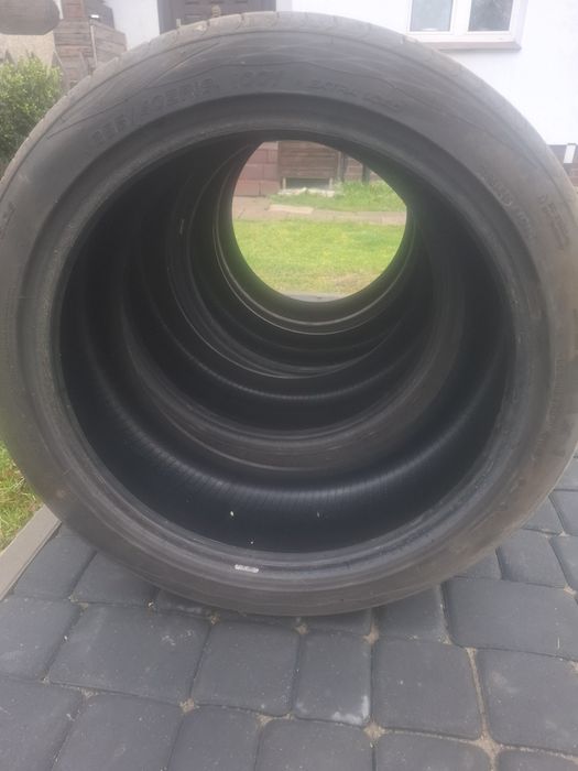 Opony letnie 255/40/19