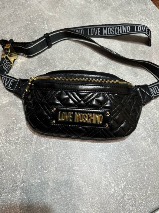 Сумка поясна бонанка love Moschino оригинал