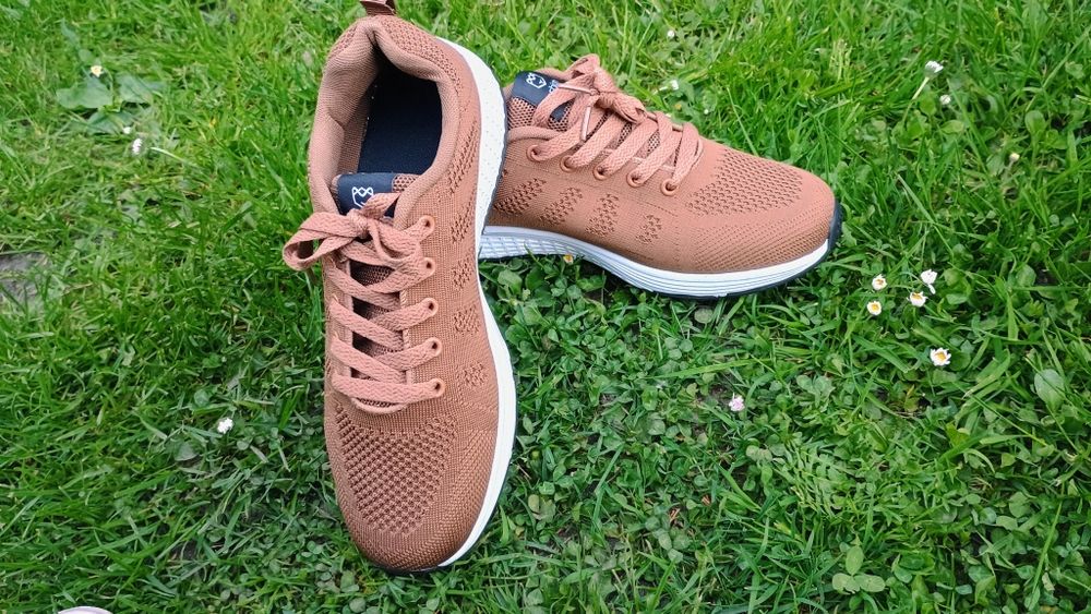 Nowe sneakersy 39 na szeroką stopę camel haluksy lekkie  brazowe