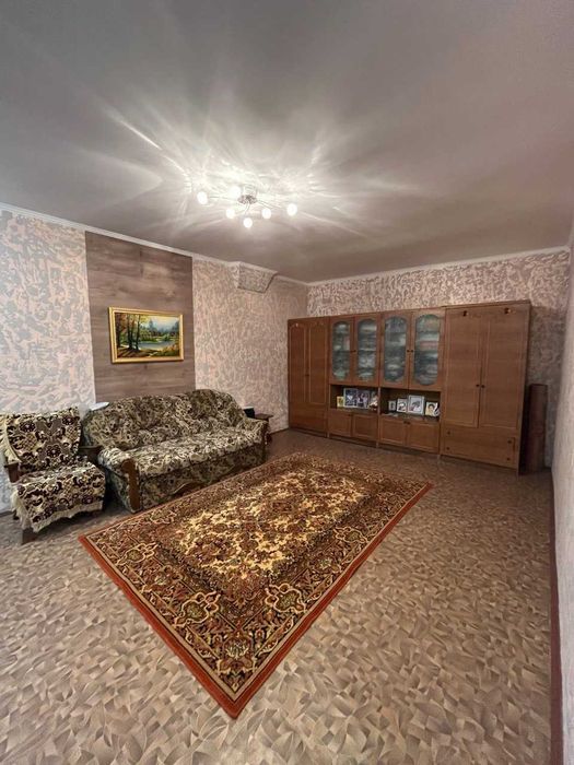 продаж частини будинку в центральній частині міста