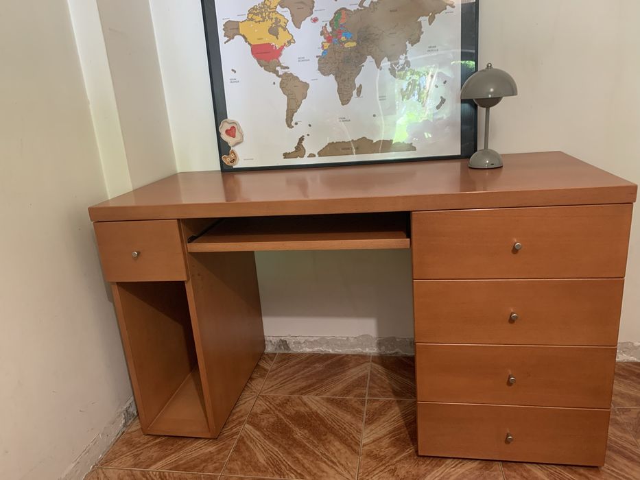 Secretaria em cerejeira