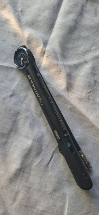 Bomba de encher pneus