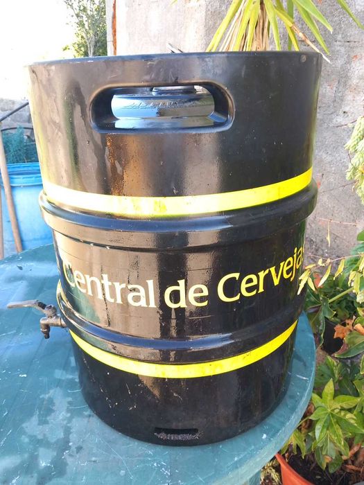 Barril 50 litros com torneira
