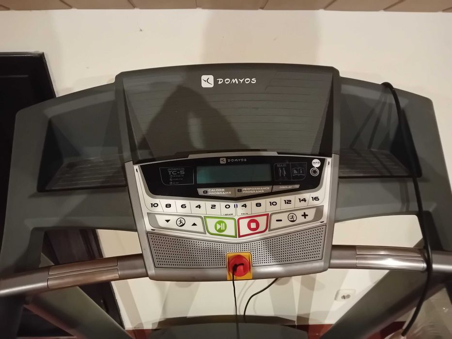 Passadeira de corrida Domyos TC-5 (robusta, estável, excelente estado)64585704299906122