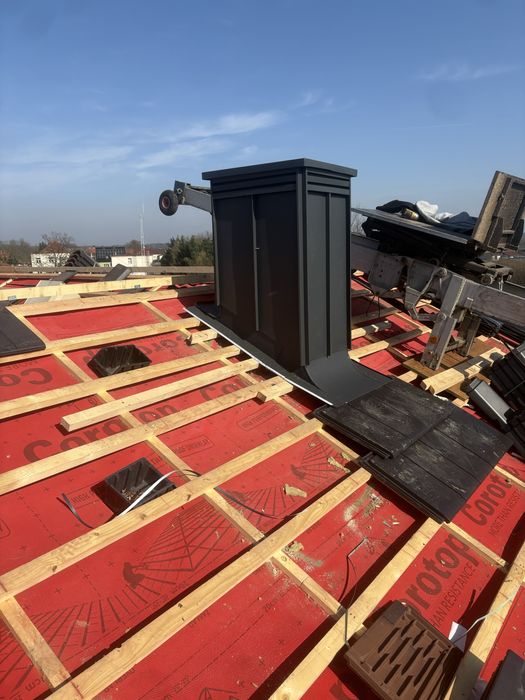 Obróbki opierzenia blacharskie  giecie blachy giętarka