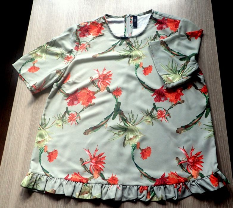 YAS Y.A.S. Rewelacyjna bluzka z falbanką M/L