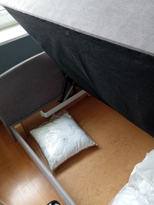 Łóżko tapicerowane 80 cm