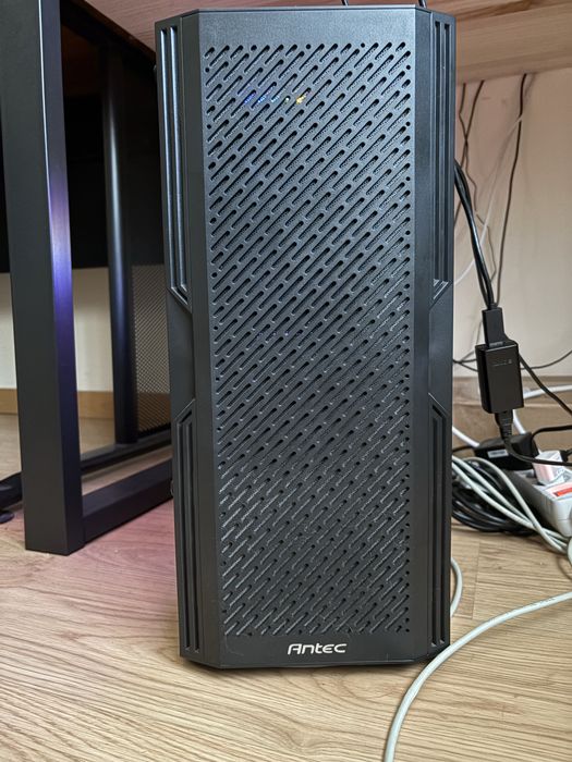 PC Gaming / Edição de Vídeo de Alto Desempenho – Intel i7-14700KF + RTX 4060 + 32GB RAM + SSD 2TB