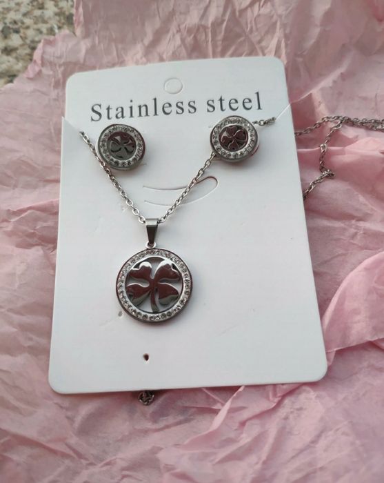 Conjunto colar e brincos - aço inoxidável