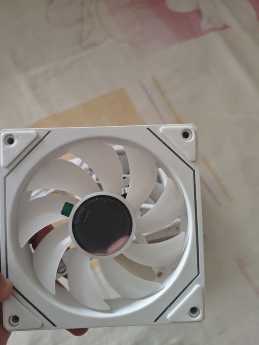 Вентилятори 120 QUBE RGB білі, на видув  (3 шт)