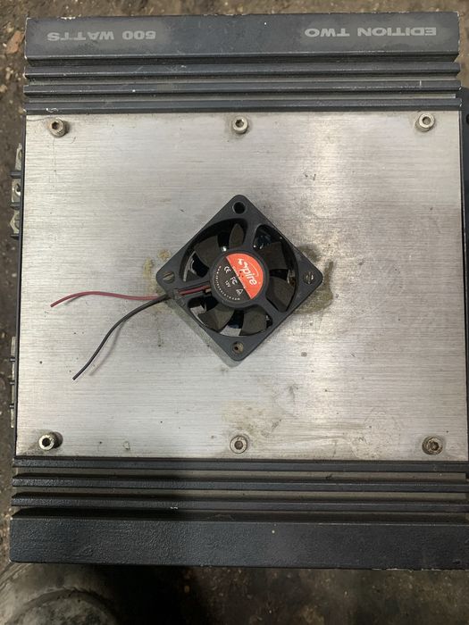 Усілітелі різні продам