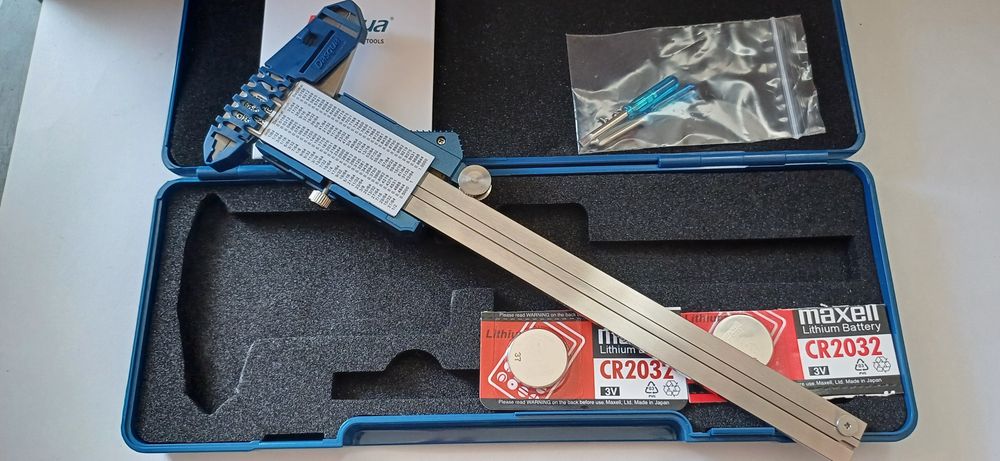 Suwmiarka elektroniczna 150mm. Dasqua - włoska. IP67 WODOODPORNA