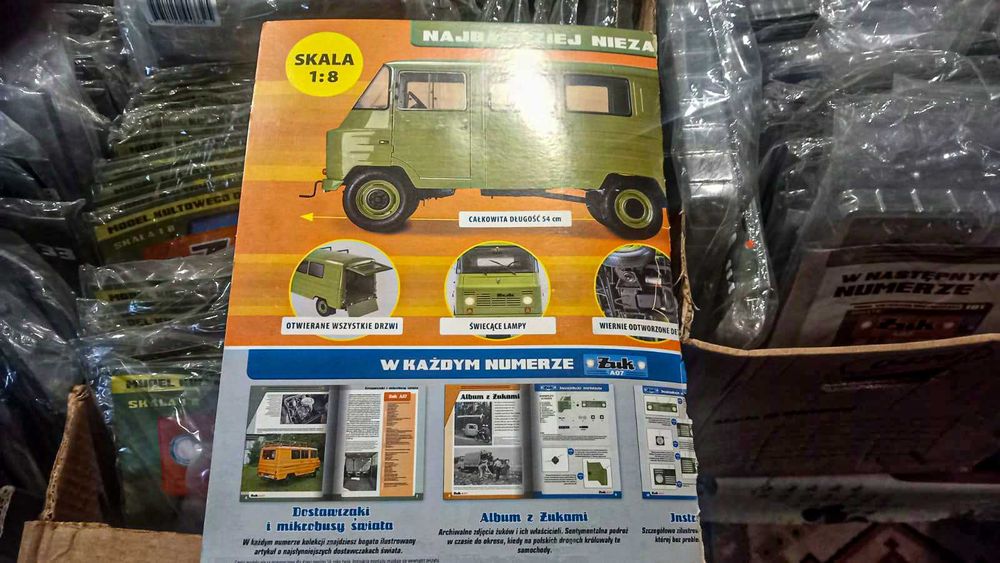 Kompletna kolekcja modelu Żuk 1:8 DeAgostini / Hachette