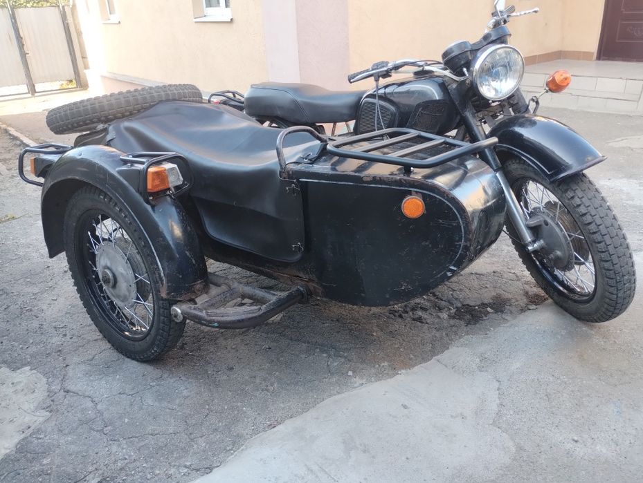 Продам  мотоцикл мт11 днепр.