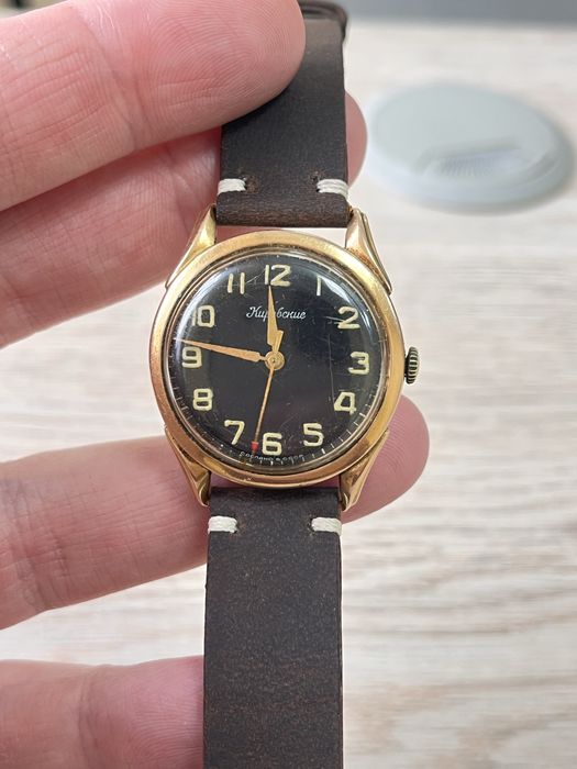 Золотий годинник «Кировские» 583проба