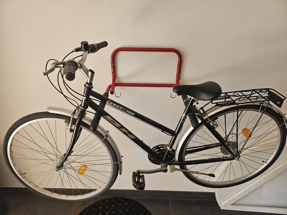 Bicicleta BH Trekking – Preta