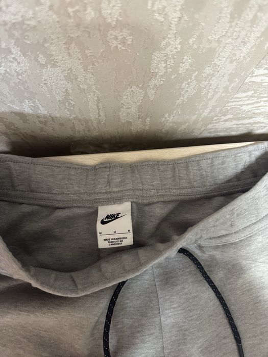 Штани Nike tech fleece