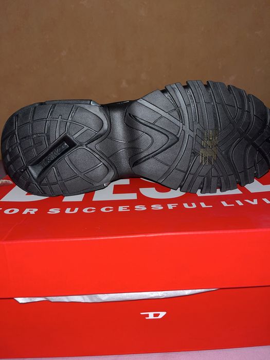 Wyprzedaż sneakersy męskie Diesel.