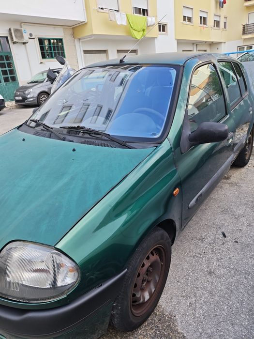 Renault Clio 2000
