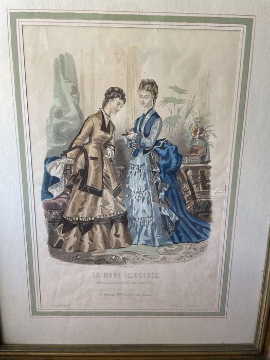 Ilustração uma gravura de moda da revista francesa La Mode Illustrée