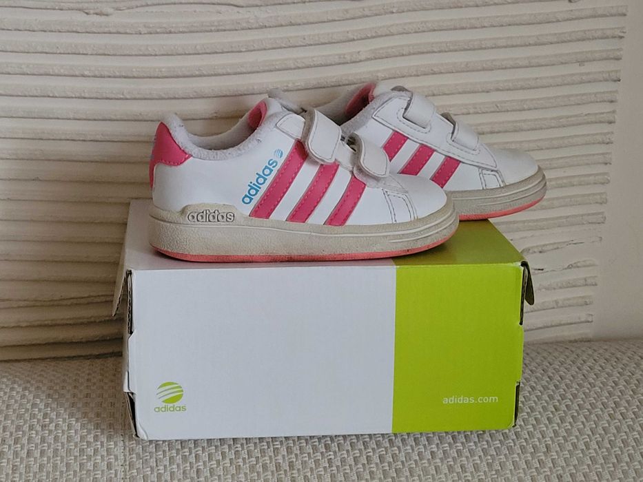 Adidas Neo rozmiar 22 Derby II cmf