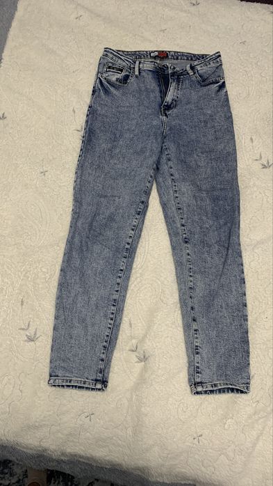 Продам джинси майже нові