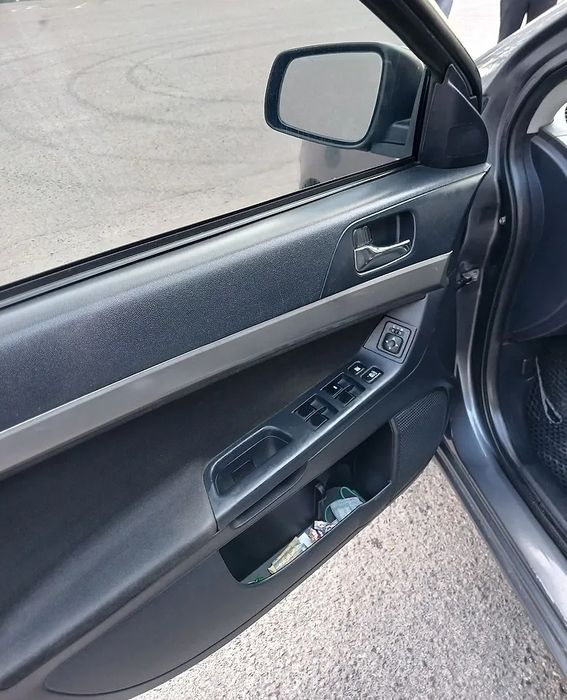 Mitsubishi Lancer 2009 X - покоління