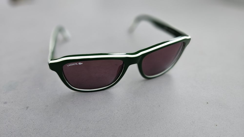 Okulary przeciwsłoneczne Lacoste L827S-315