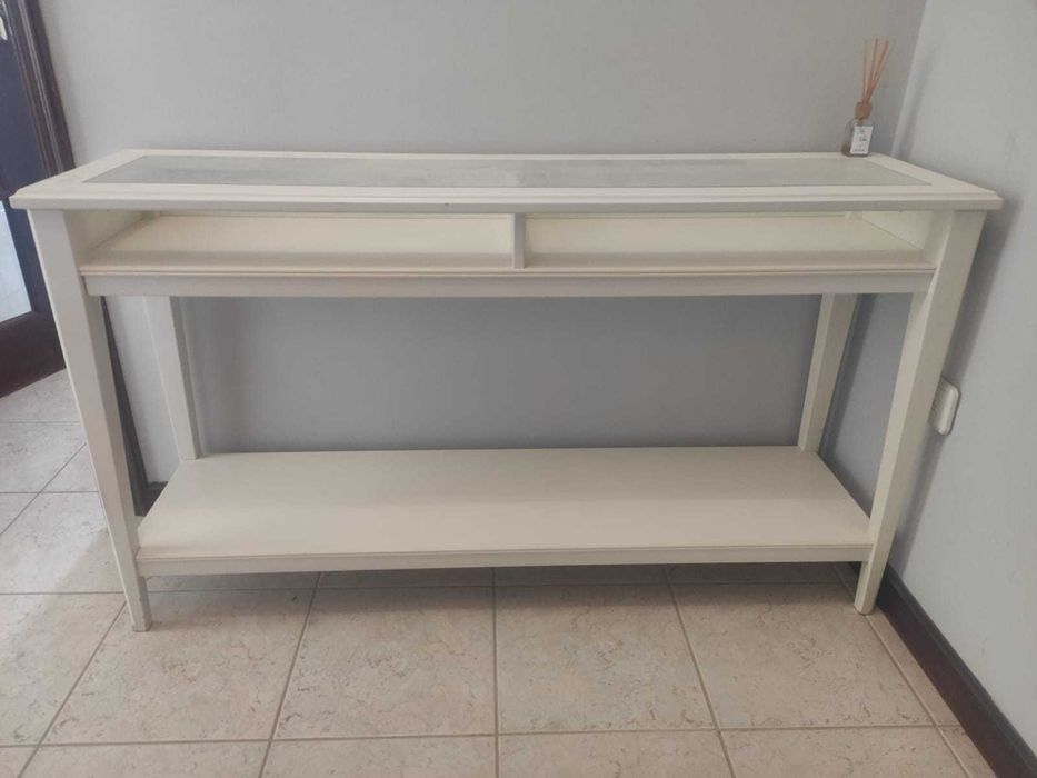 Aparador de entrada - 1,33m