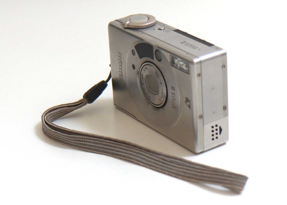 Canon Ixus II máquina fotográfica analógica vintage (de rolo)