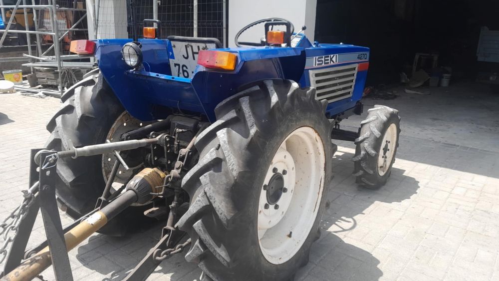 Vendo trator iseki 4270