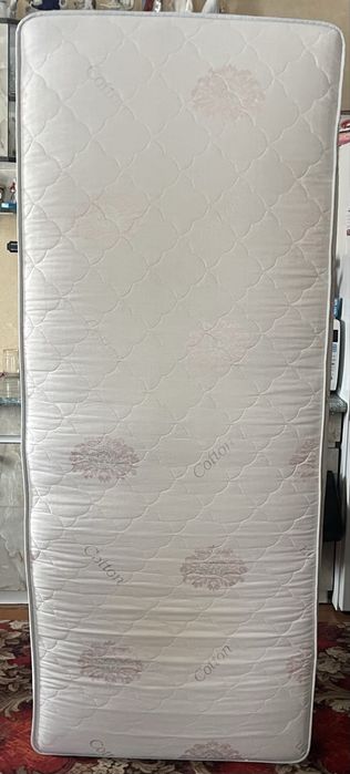 Матрас односпальний