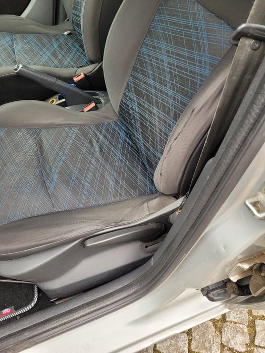 Carro Clio Renault