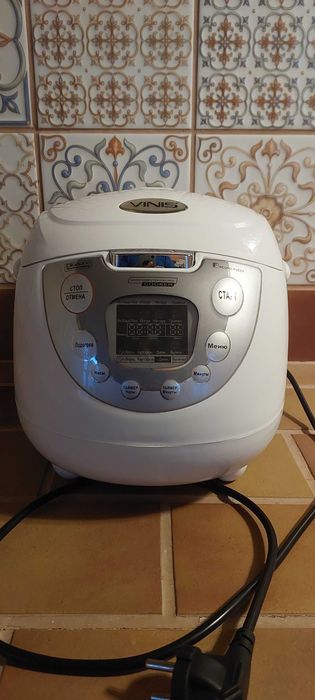 Мультиварка VINIS, модель VMC-5010W, 5 літрів.