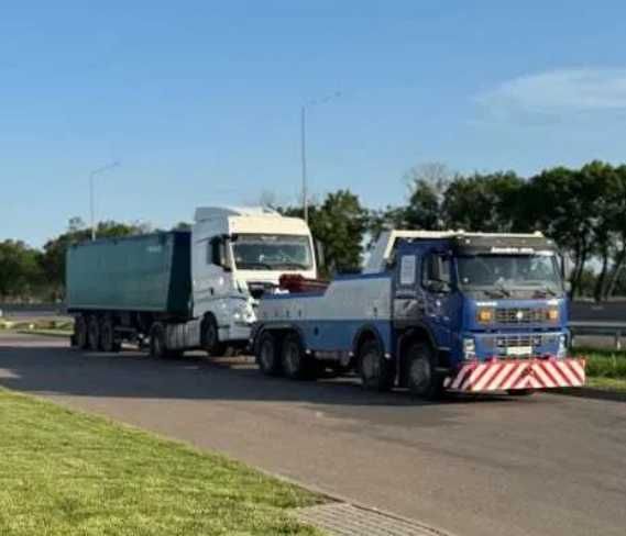 Продам грузовой 4х осный эвакуатор Volvo FM