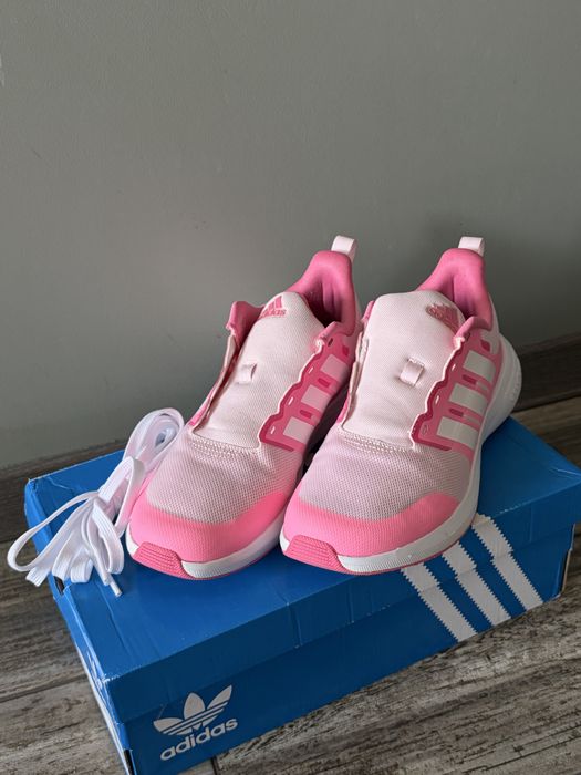 Кросівки бігові adidas FortaRun 2.0 Cloudfoam  рожеві