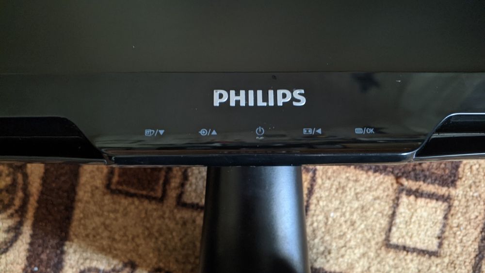 Продам широкоформатный 19' монитор Philips 192E