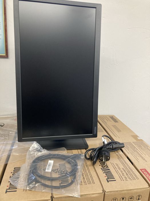 Монітор Lenovo з грантією