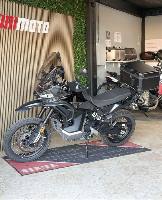 CFmoto 800 MT-X como nova
