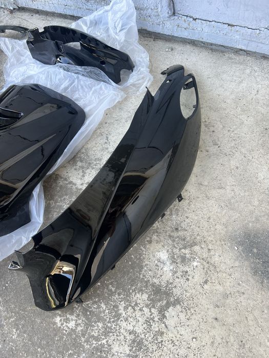 Комплект пластику yamaha jog sa 36/39/55/57/ZR Новий