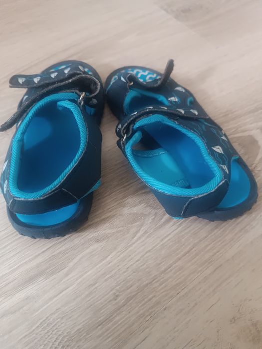 Sandały sandałki dziecięce niebieskie na rzepy r. 29