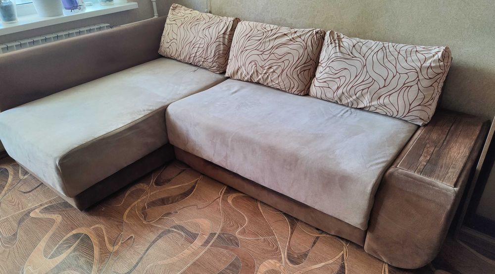 Кутовий диван 2,5*1,55