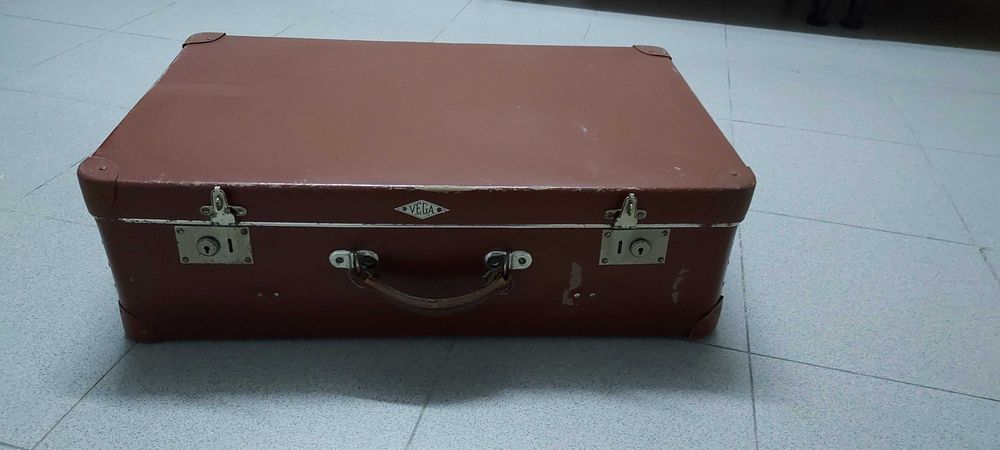 Mala antiga de viagem vintage