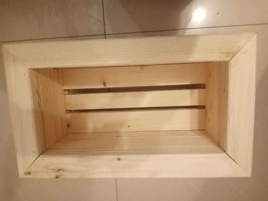 Duża donica z naturalnego drewna